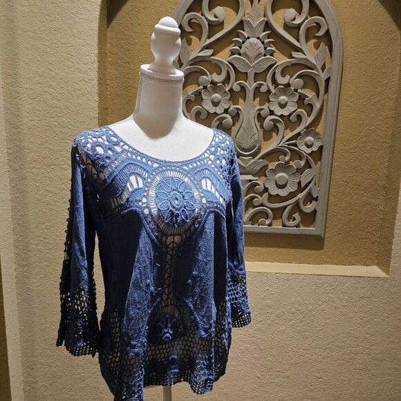 Taylor & Sage Tops - Taylor & Sage Woman's S Cotton Blue Crochet Lace Boho Top With 3/4 Sleeves